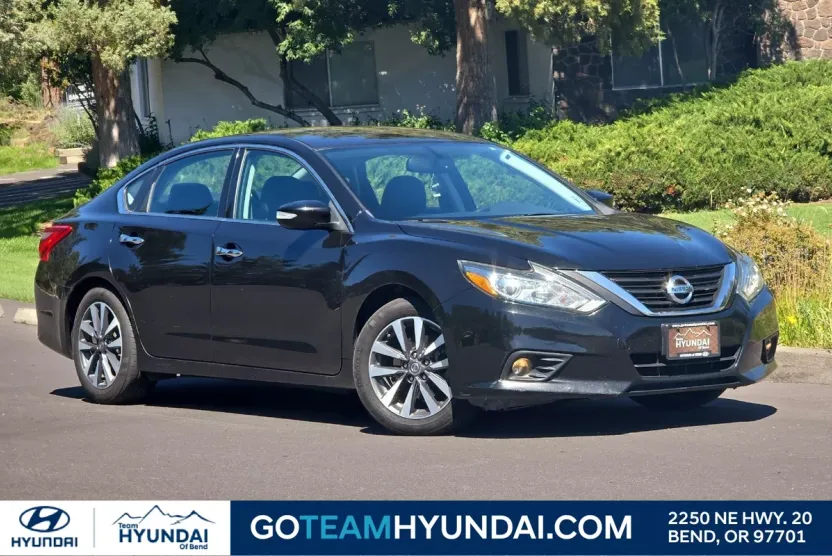 2017 Nissan Altima 2.5 SL photo 1