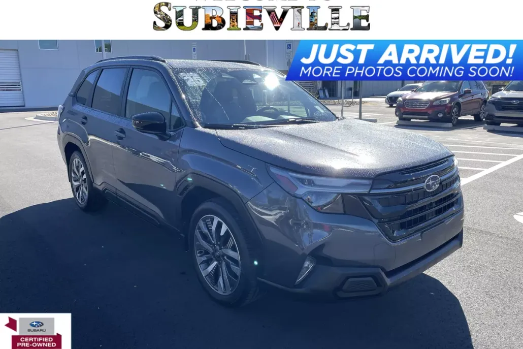 2025 Subaru Forester Touring photo 1