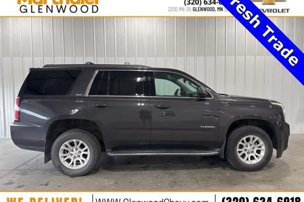 2017 Gmc Yukon SLT photo 1