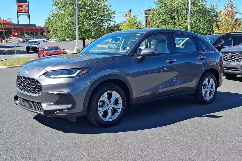 2023 Honda HR-V LX photo 1