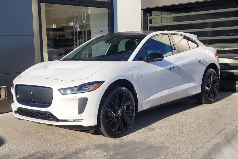 2024 Jaguar I-PACE HSE photo 1
