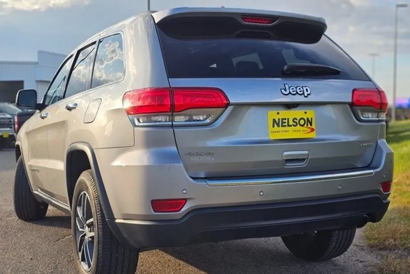 2018 Jeep Grand Cherokee Limited photo 1