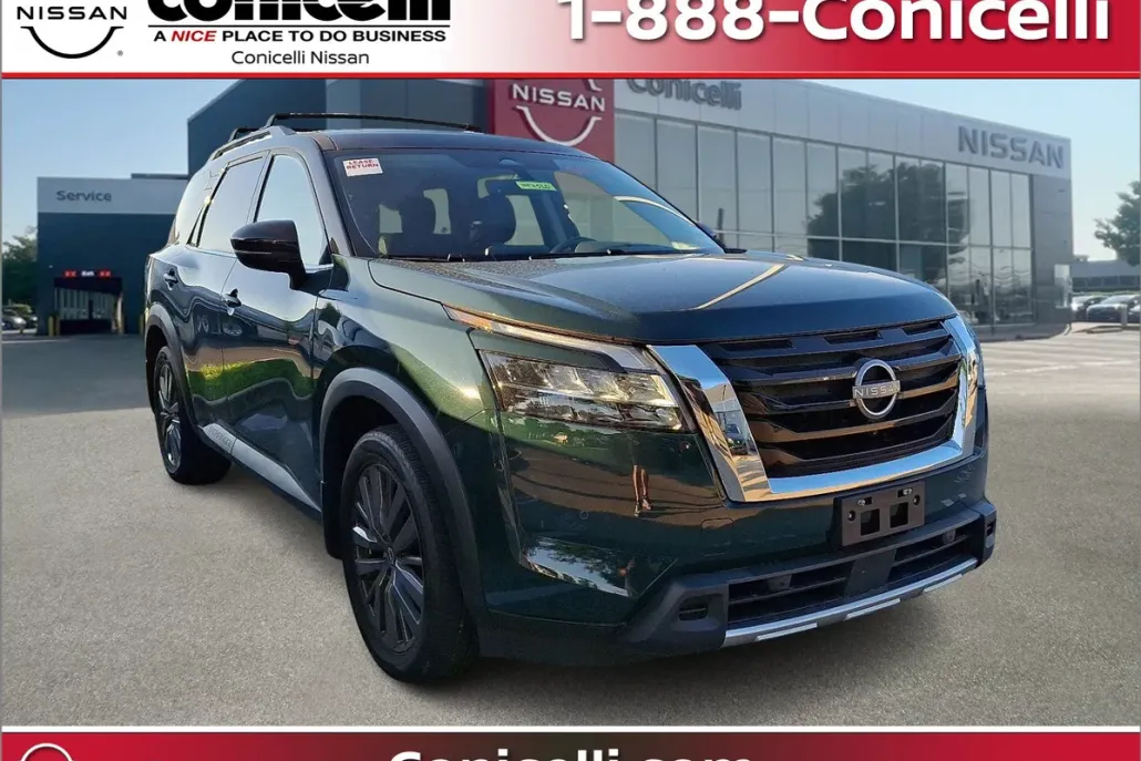 2023 Nissan Pathfinder SL photo 1