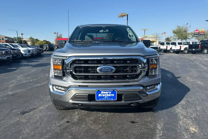 2023 Ford F-150 XLT photo 1