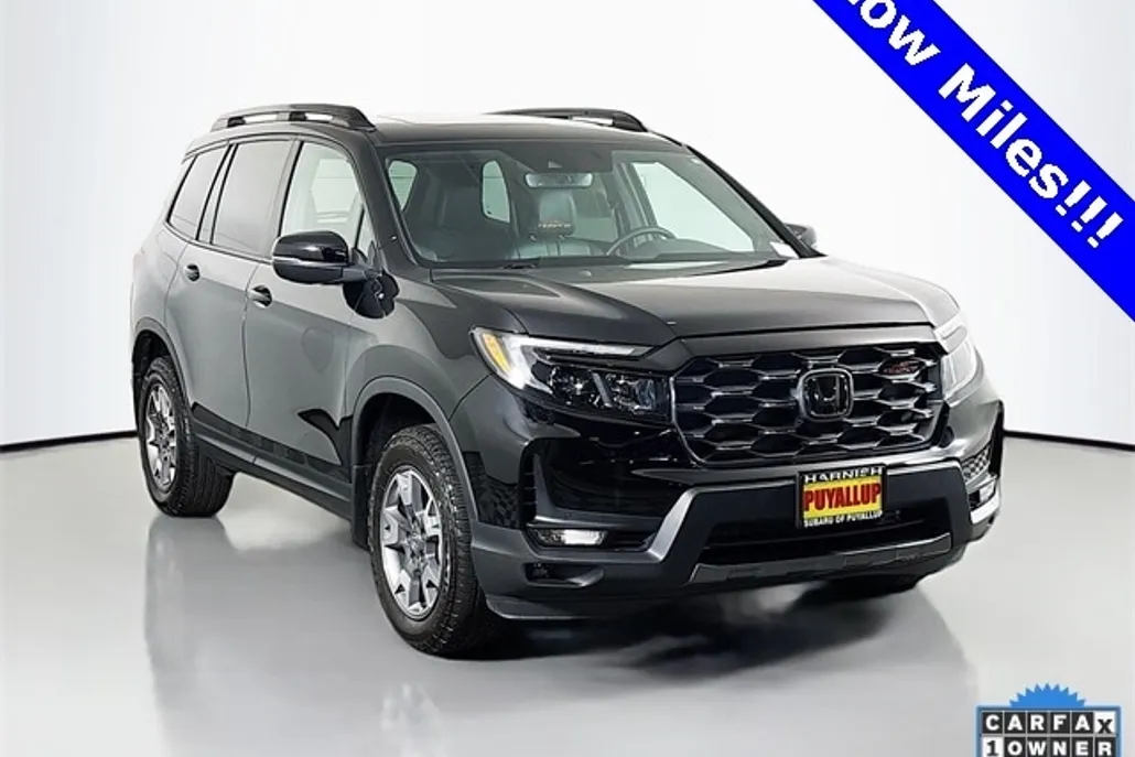 2023 Honda Passport TrailSport photo 1