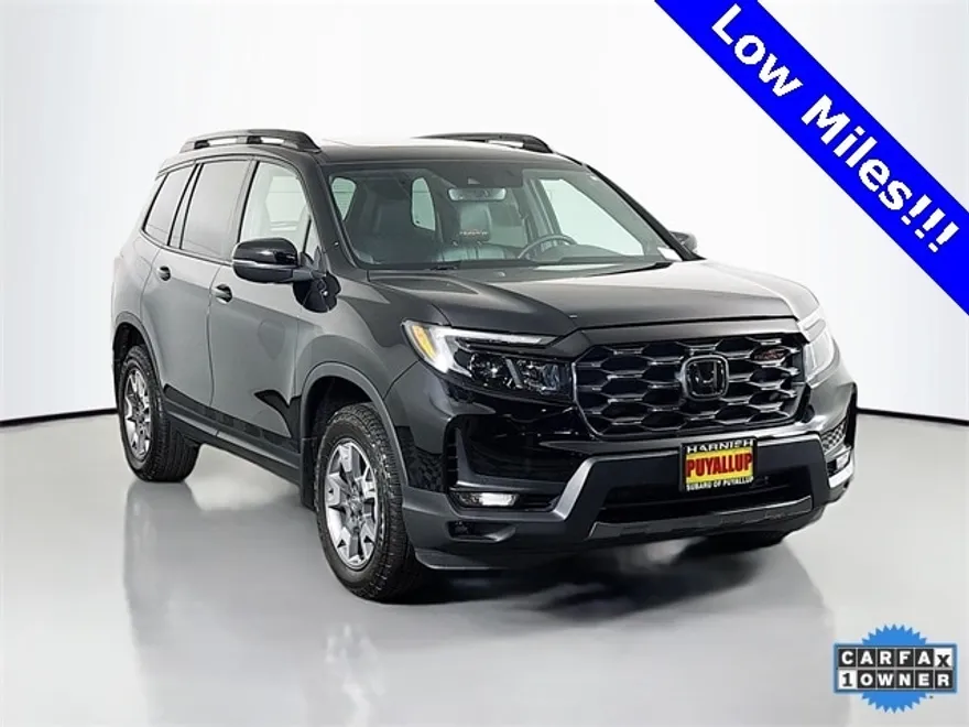 2023 Honda Passport TrailSport photo 1