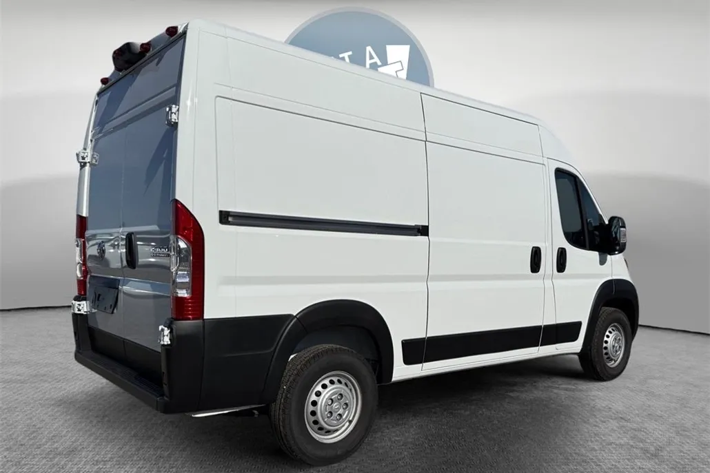 2025 Ram ProMaster 2500 photo 1