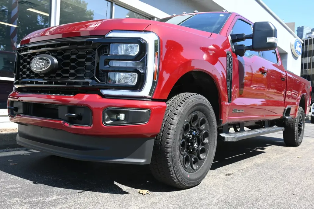 2026 Ford F-350 XLT photo 1