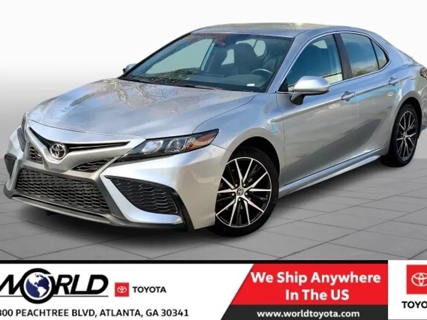 2021 Toyota Camry SE photo 1