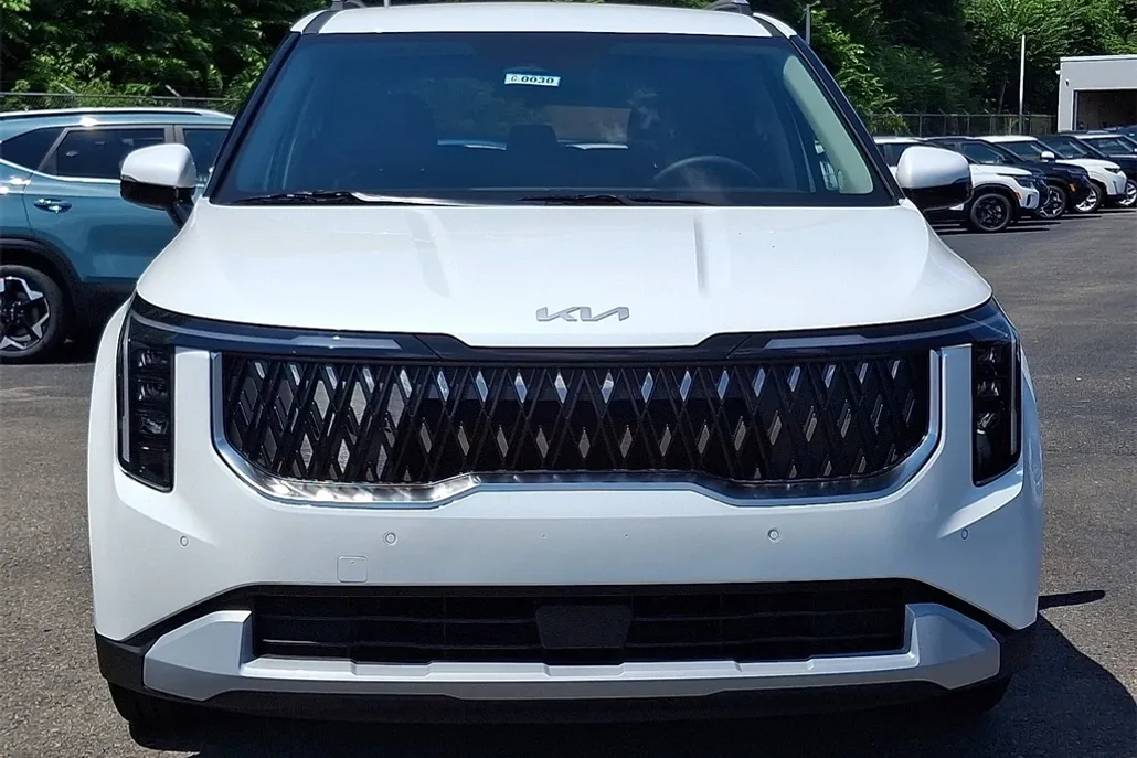 2026 Kia Carnival EX photo 1