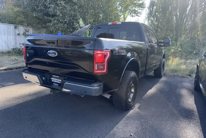 2016 Ford F-150 Lariat photo 1
