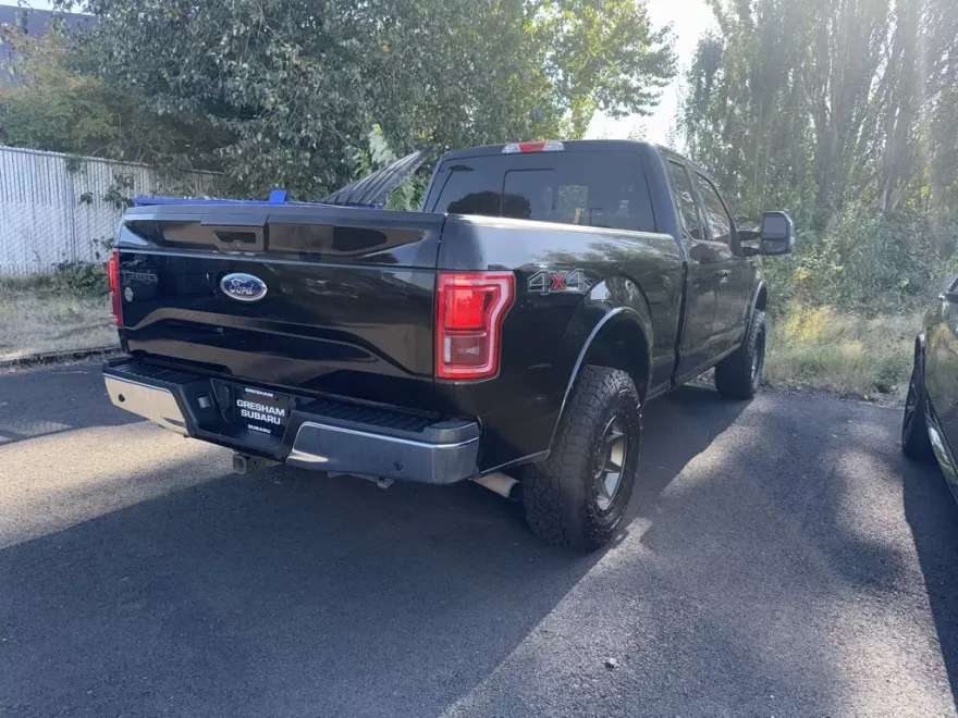 2016 Ford F-150 Lariat photo 1