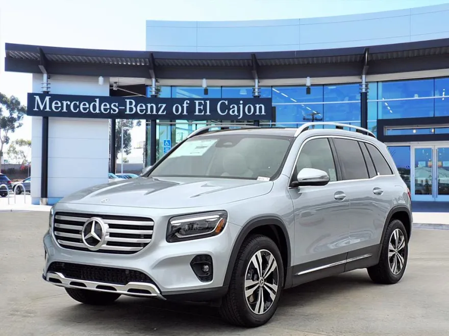 2026 Mercedes Benz GLB 250 4MATIC photo 1