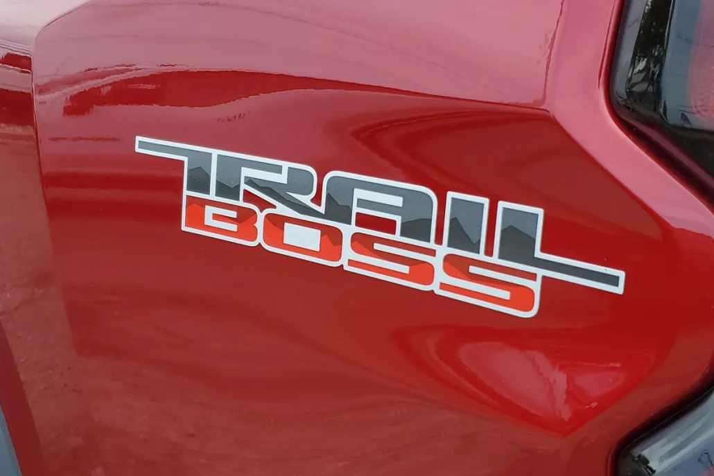 2026 Chevrolet Colorado Trail Boss photo 1