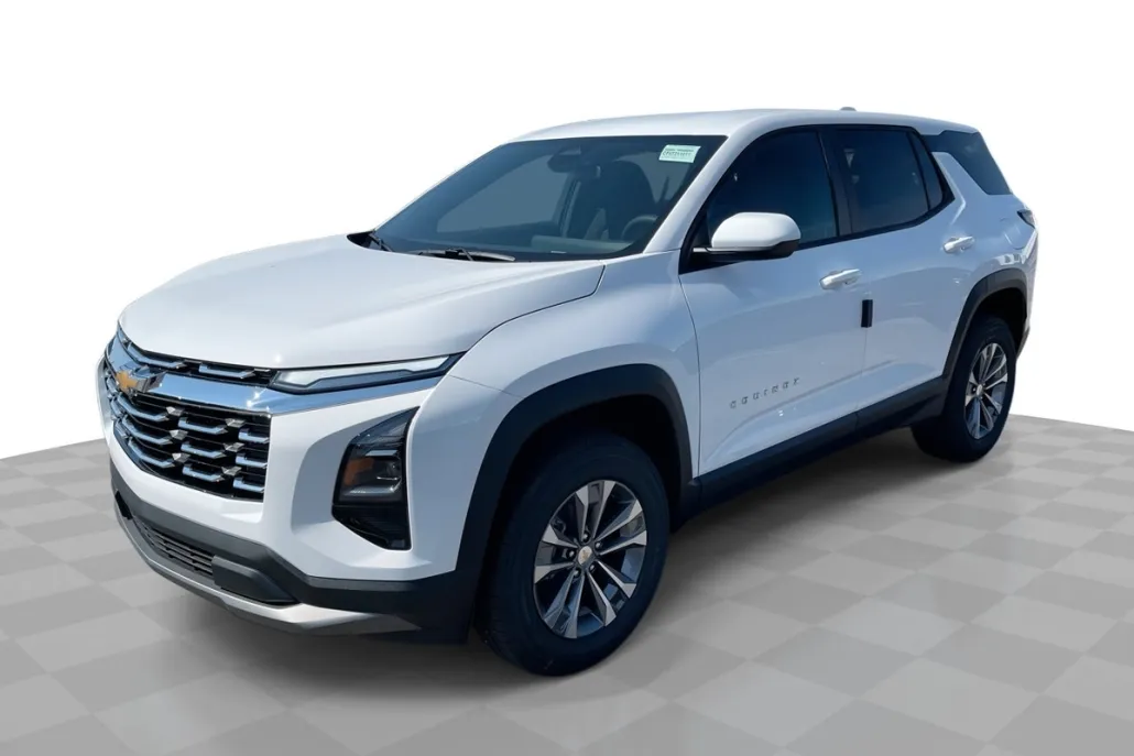 2026 Chevrolet Equinox LT photo 1