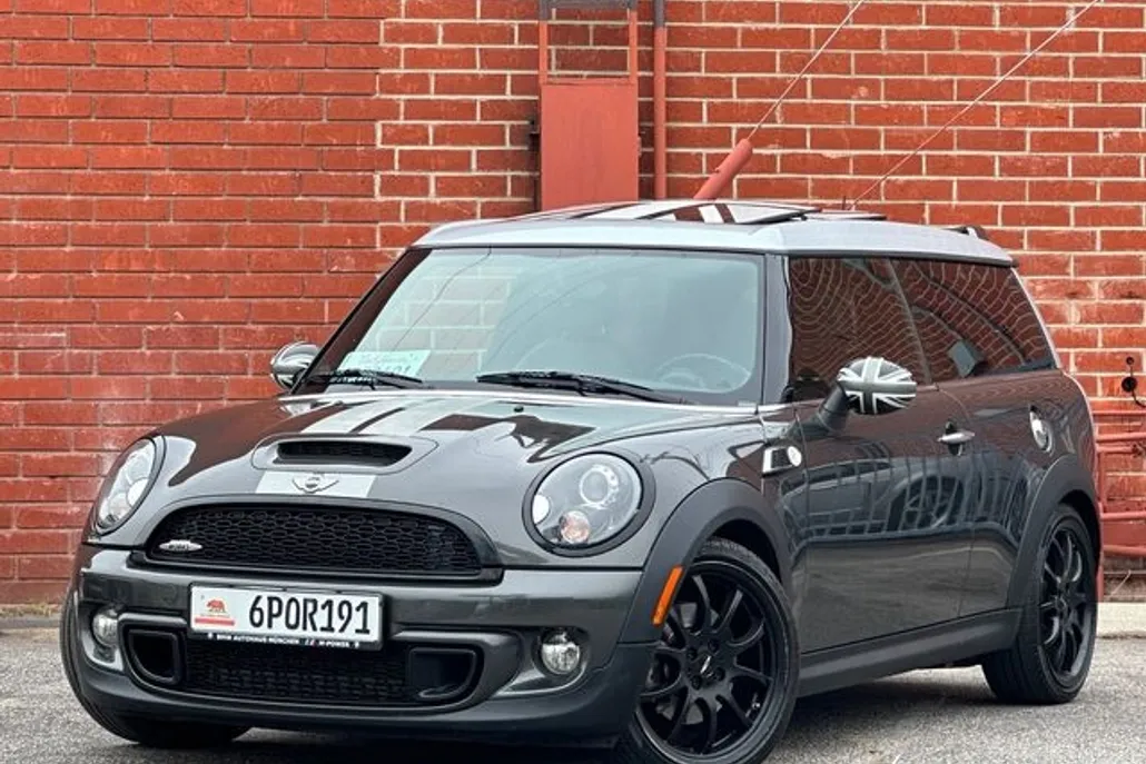 2011 Mini Clubman Base S John Cooper Works photo 1