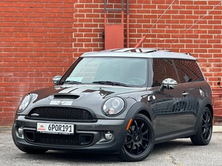 2011 Mini Clubman Base S John Cooper Works photo 1