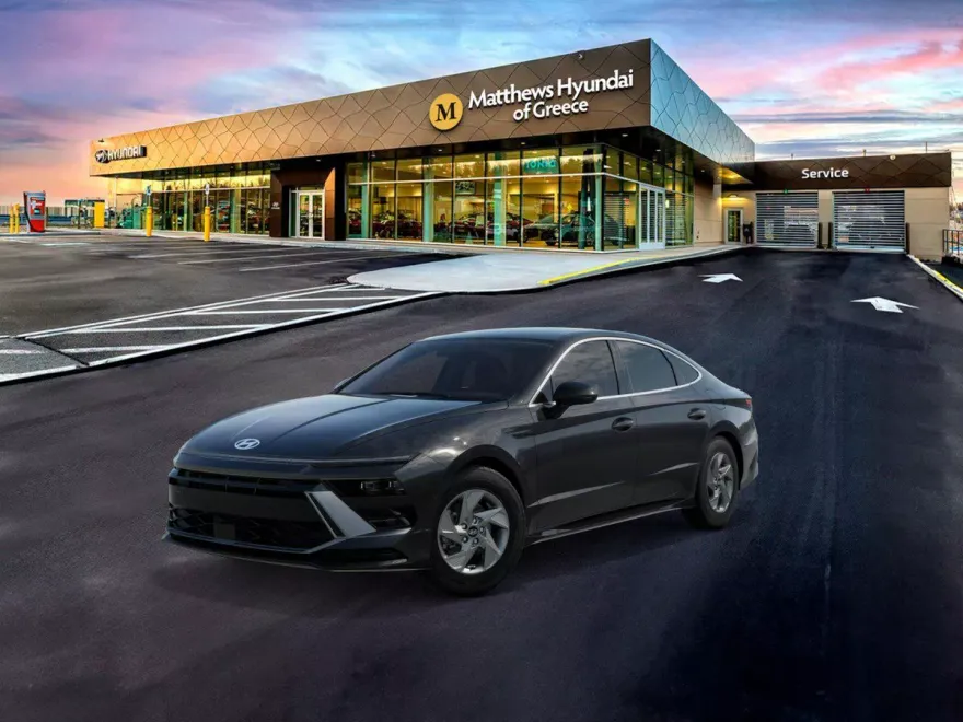 2025 Hyundai Sonata SE photo 1