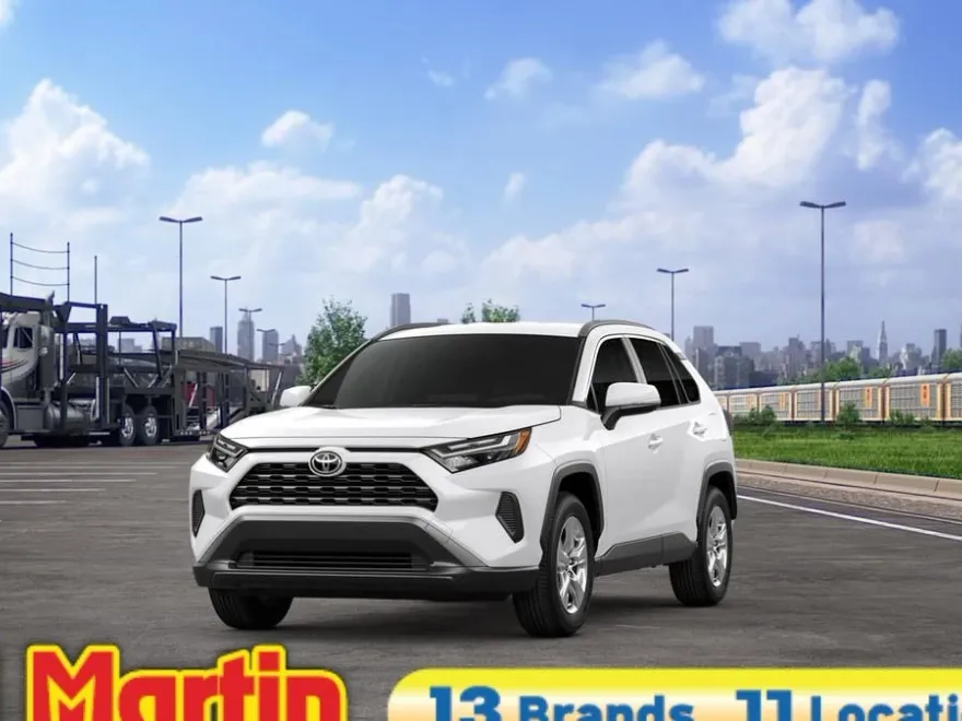 2025 Toyota RAV4 XLE photo 1
