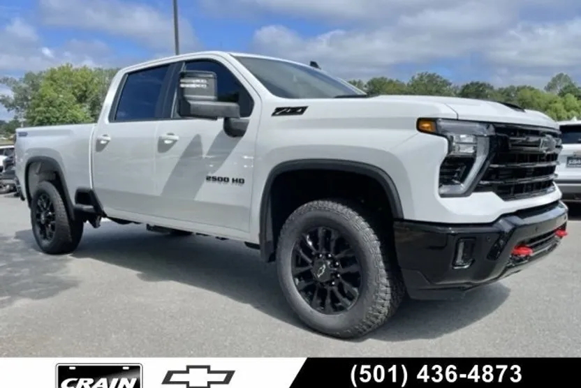 2025 Chevrolet Silverado 2500HD LT photo 1