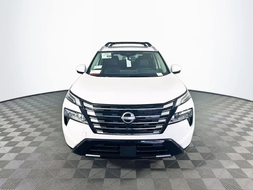 2026 Nissan Rogue Platinum photo 1