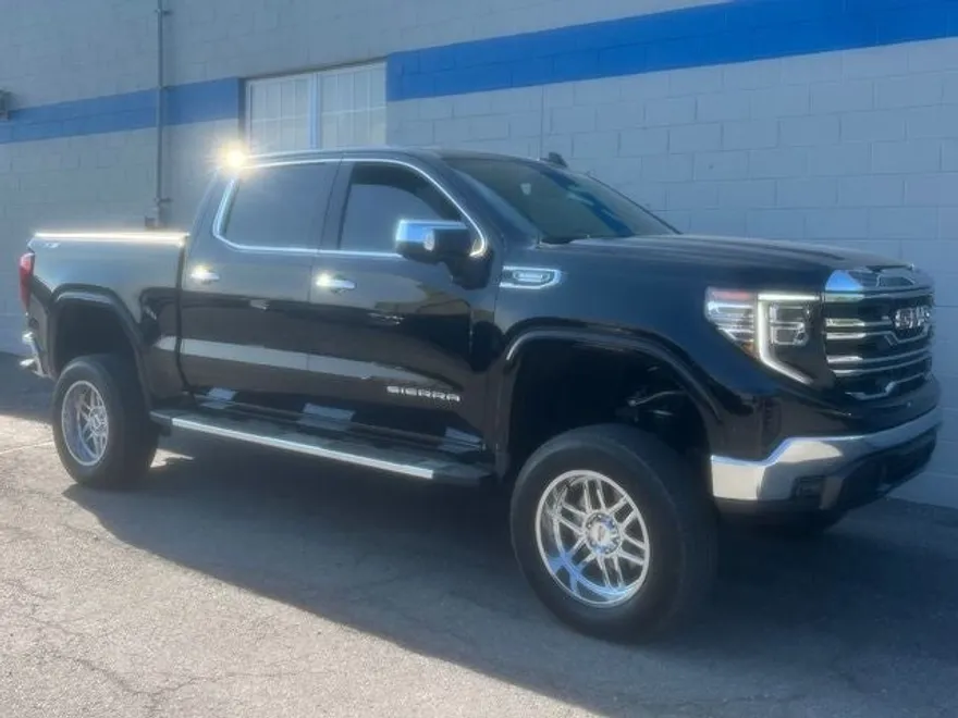 2023 Gmc Sierra 1500 SLT photo 1