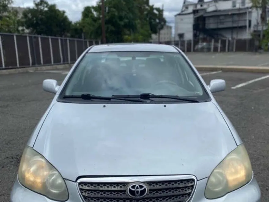 2005 Toyota Corolla S photo 1