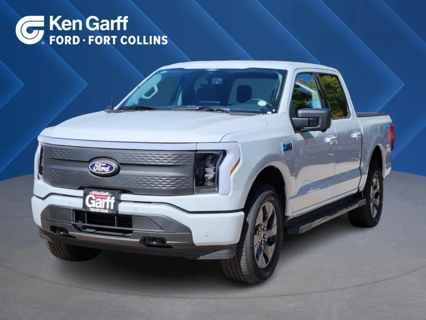 2025 Ford F-150 Lightning photo 1