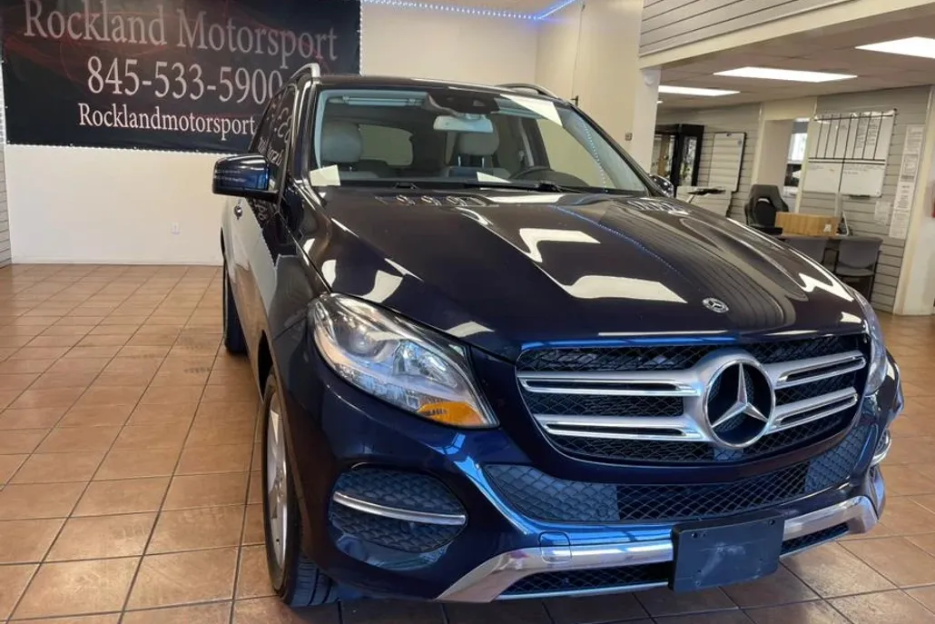 2018 Mercedes Benz GLE 350 4MATIC photo 1