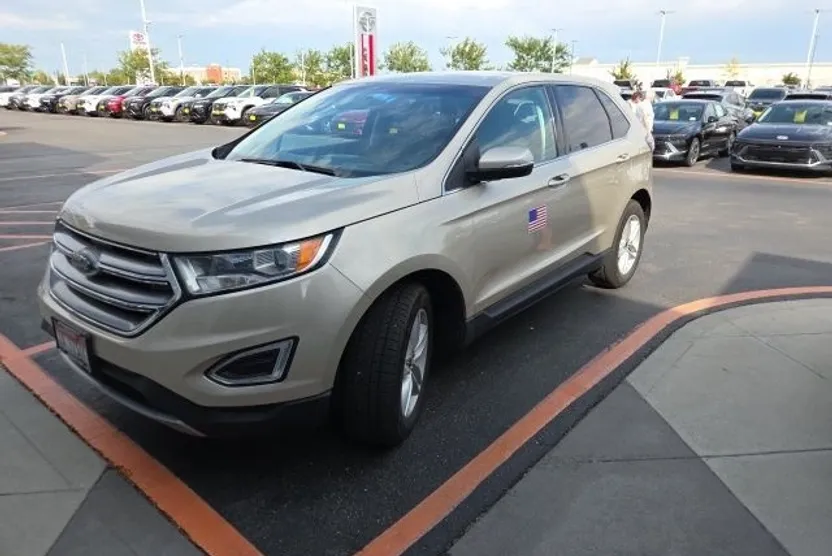 2018 Ford Edge SEL photo 1