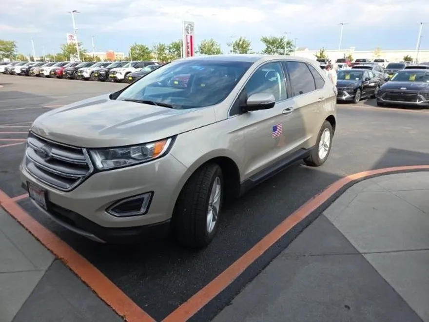 2018 Ford Edge SEL photo 1