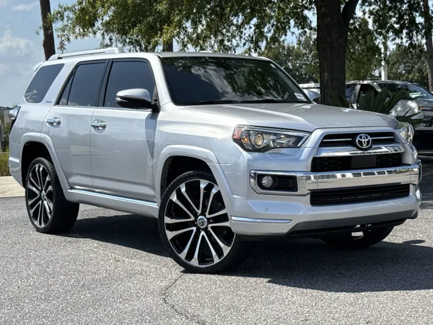 2020 Toyota 4Runner Limited photo 1