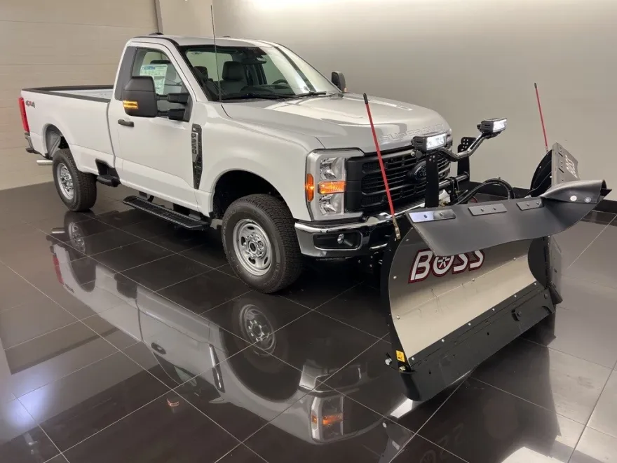 2025 Ford F-250 XLT photo 1