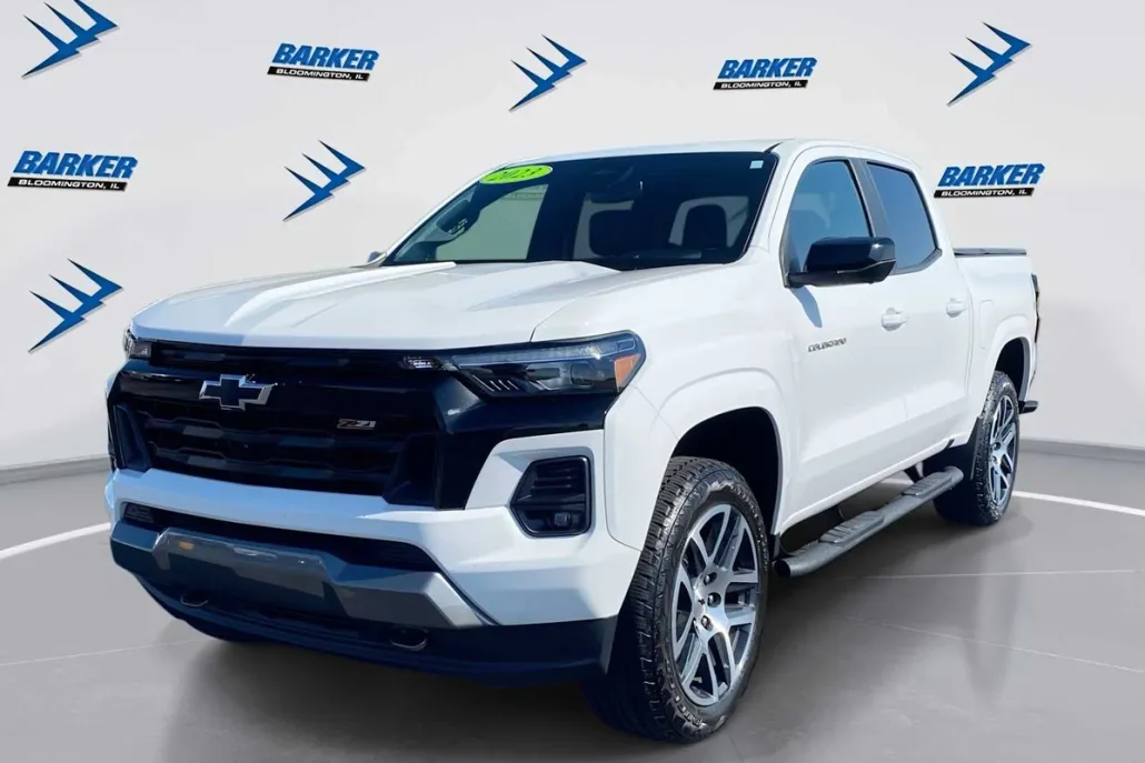 2023 Chevrolet Colorado Z71 photo 1