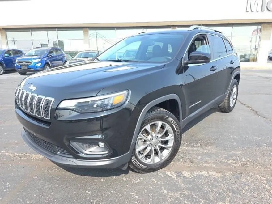 2019 Jeep Cherokee Latitude photo 1