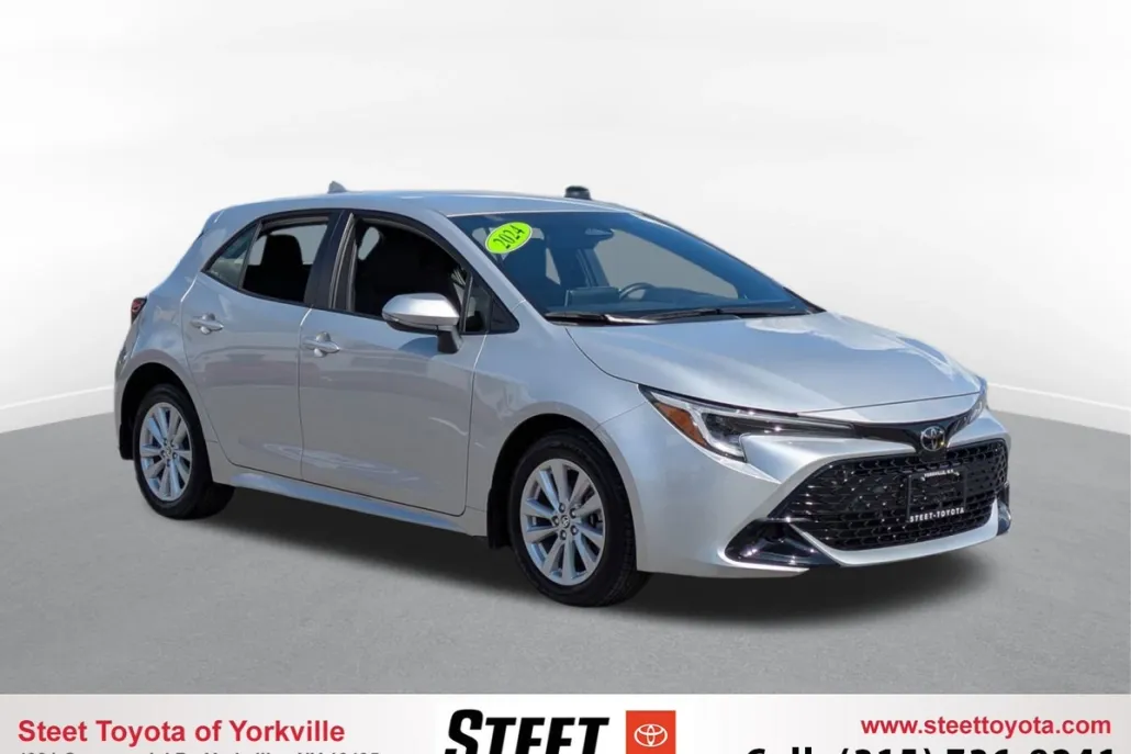 2024 Toyota Corolla SE photo 1