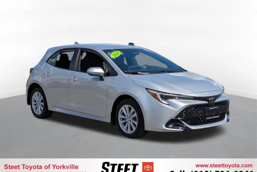 2024 Toyota Corolla SE photo 1