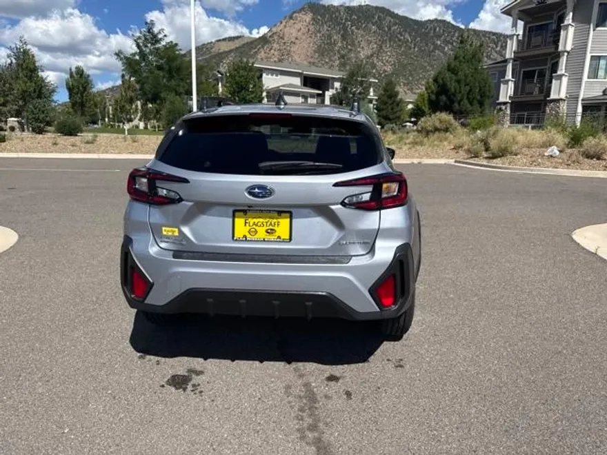 2025 Subaru Crosstrek Premium photo 1