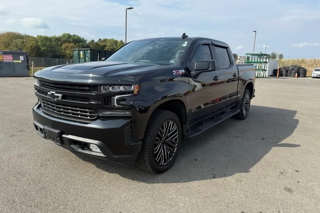 2022 Chevrolet Silverado 1500 RST photo 1
