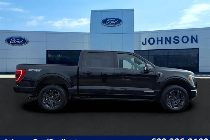 2023 Ford F-150 XLT photo 1