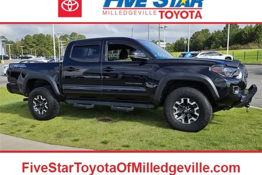 2023 Toyota Tacoma TRD Off-Road V6 photo 1