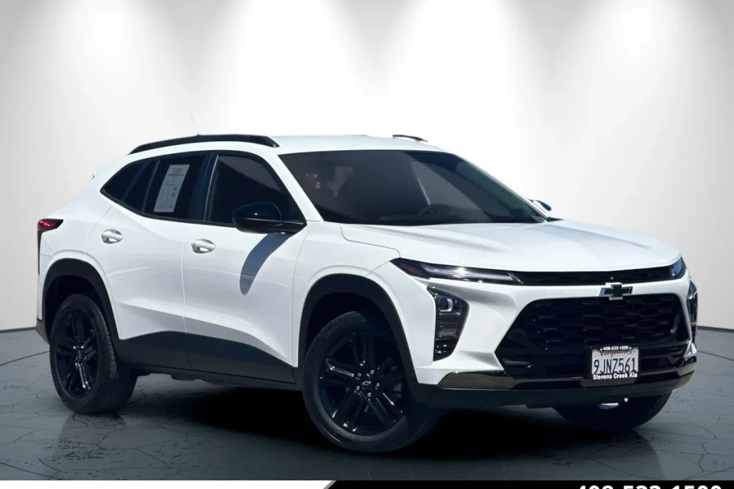 2024 Chevrolet Trax ACTIV photo 1