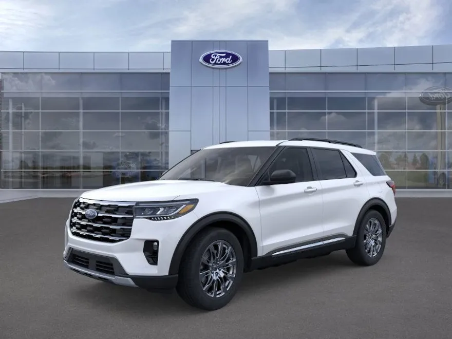 2025 Ford Explorer photo 1