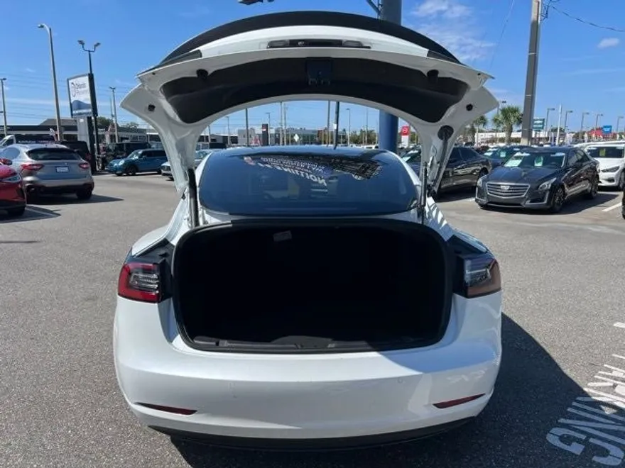 2022 Tesla Model 3 Performance photo 16