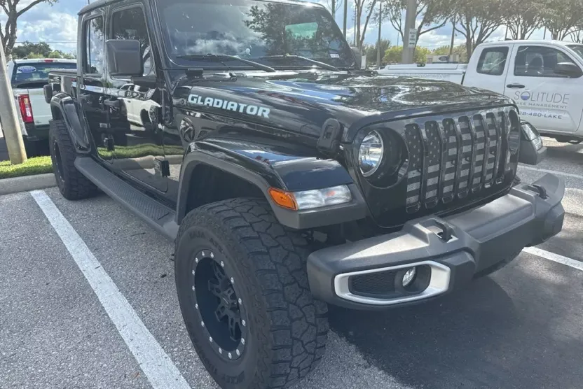 2020 Jeep Gladiator Sport photo 1