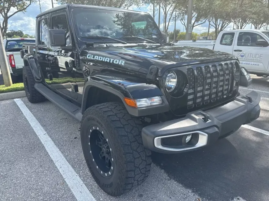 2020 Jeep Gladiator Sport photo 1