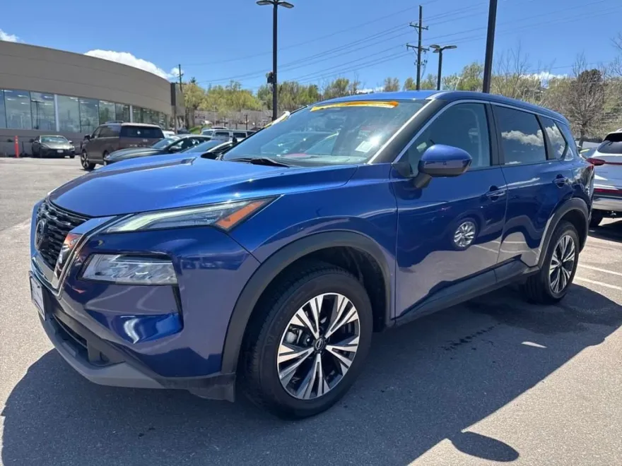 2023 Nissan Rogue SV photo 1