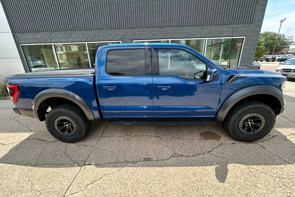2022 Ford F-150 Raptor photo 1