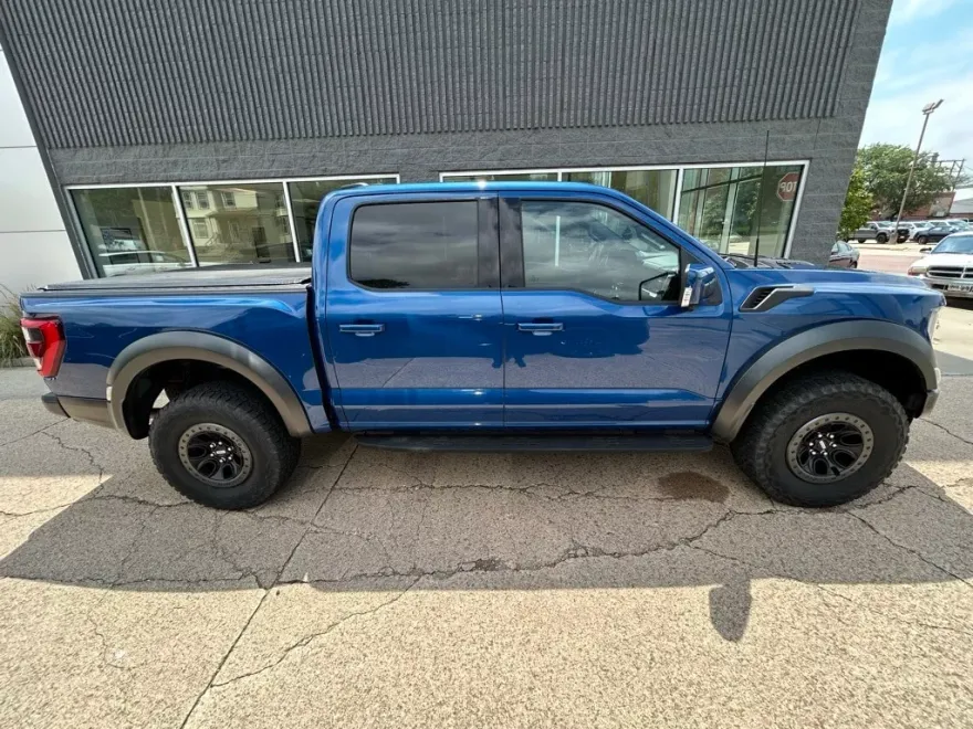 2022 Ford F-150 Raptor photo 1
