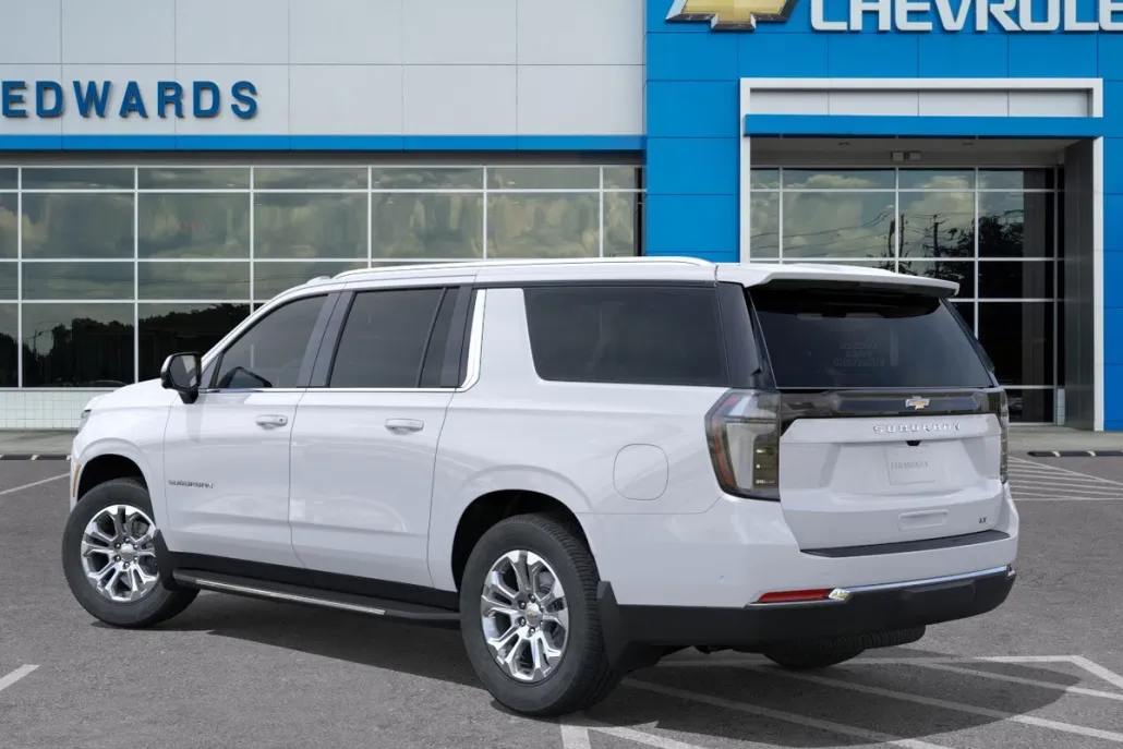 2025 Chevrolet Suburban LT photo 1
